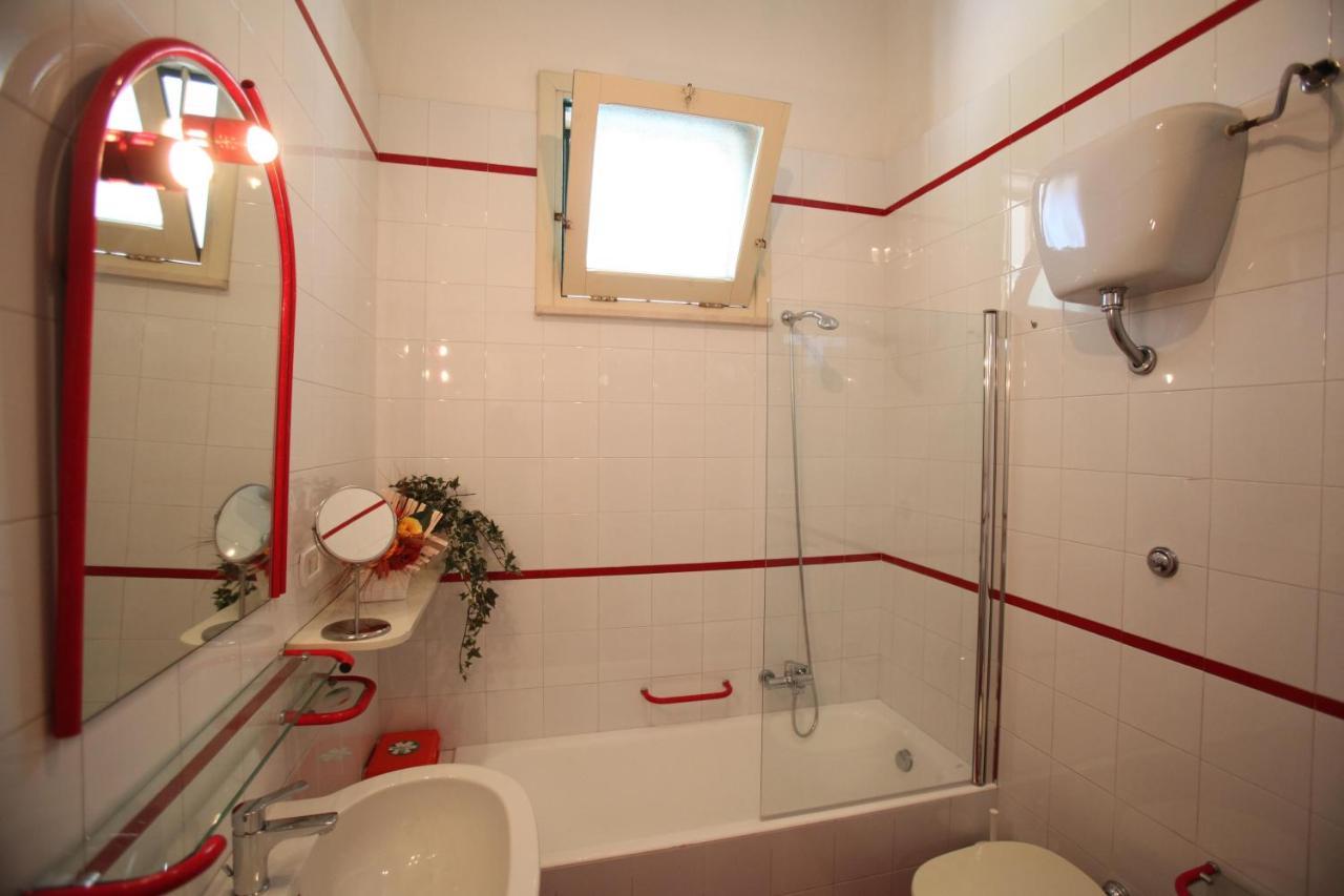 Villa Edda Heated Pool 갈라티나 외부 사진